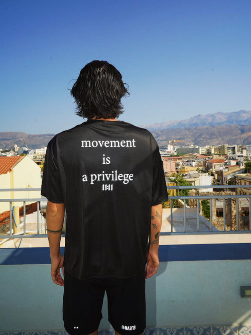 "Movement" oversized performance t-shirt